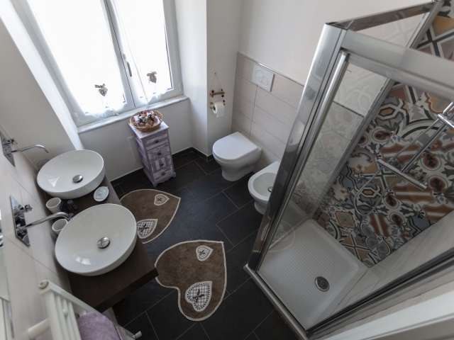 La_Brigna_B&B-Bagno Blu-GIalla